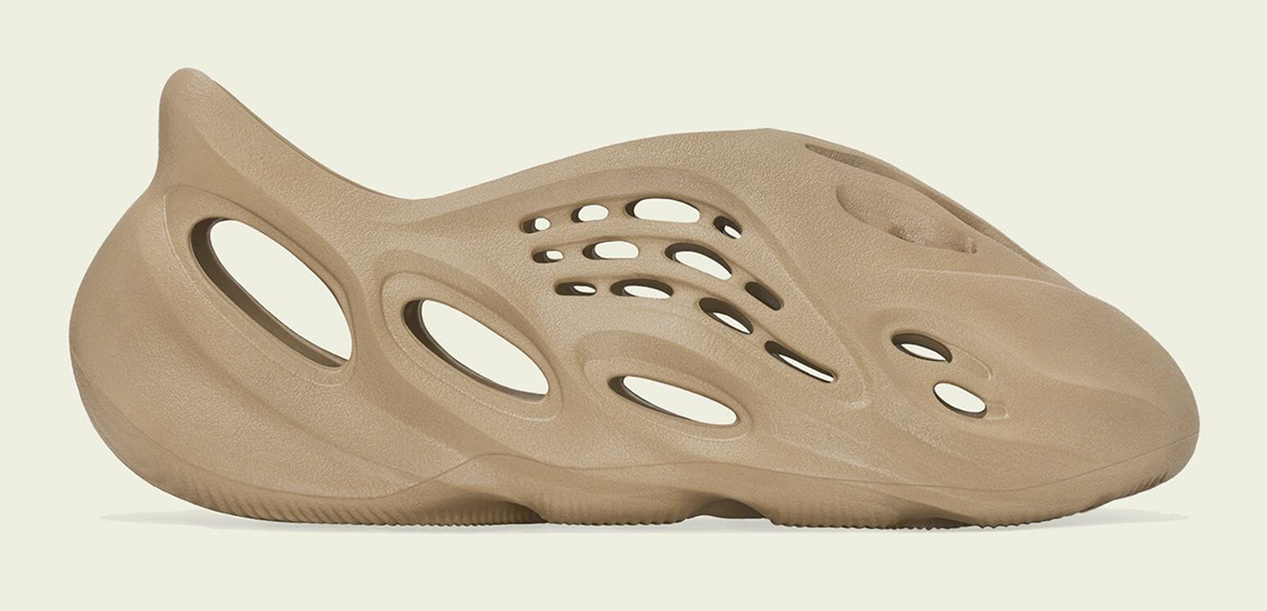 YEEZY FOAM RUNNER “Yellow Ochre”