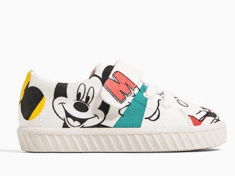 Playeros sales para bebes