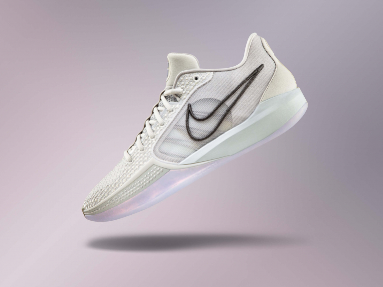 Nike Sabrina 1