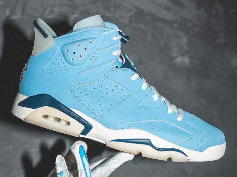 Air Jordan 6 UNC pe 2022