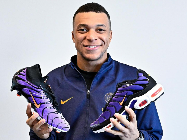 Kylian Mbappé Nike TN Mercurial