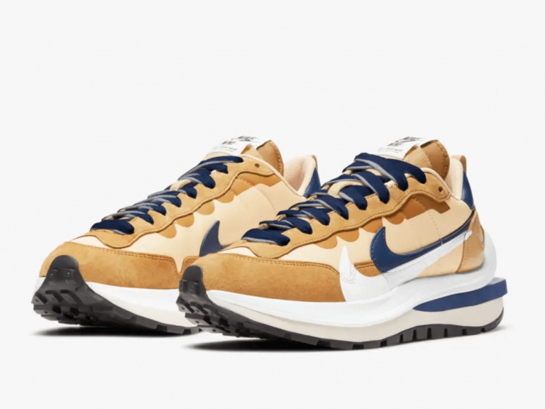 Nike x Sacai VaporWaffle Sesame and Blue Void 2021
