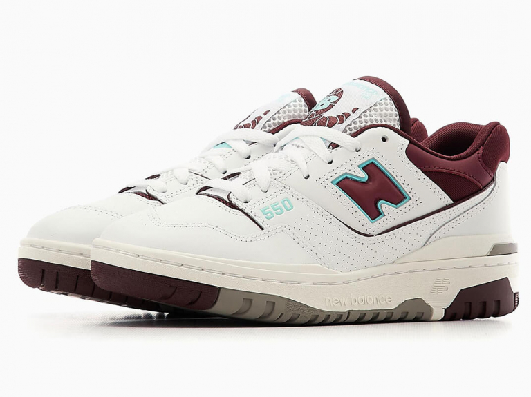 The New Balance 550 burdeos azul