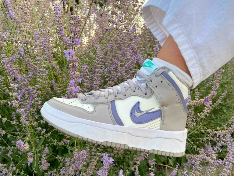 Nike Dunk High Up Iron Purple Chica