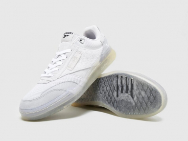 zapatillas Reebok Classics x Pleasures Club C Legacy en Size